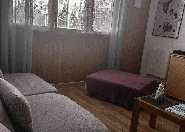 Cosy 50m From Slopes 8 People Apartment